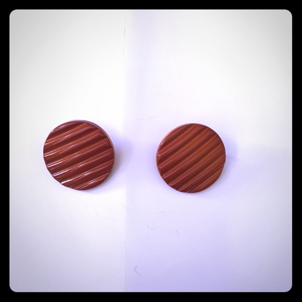 Vintage wood clip on earrings